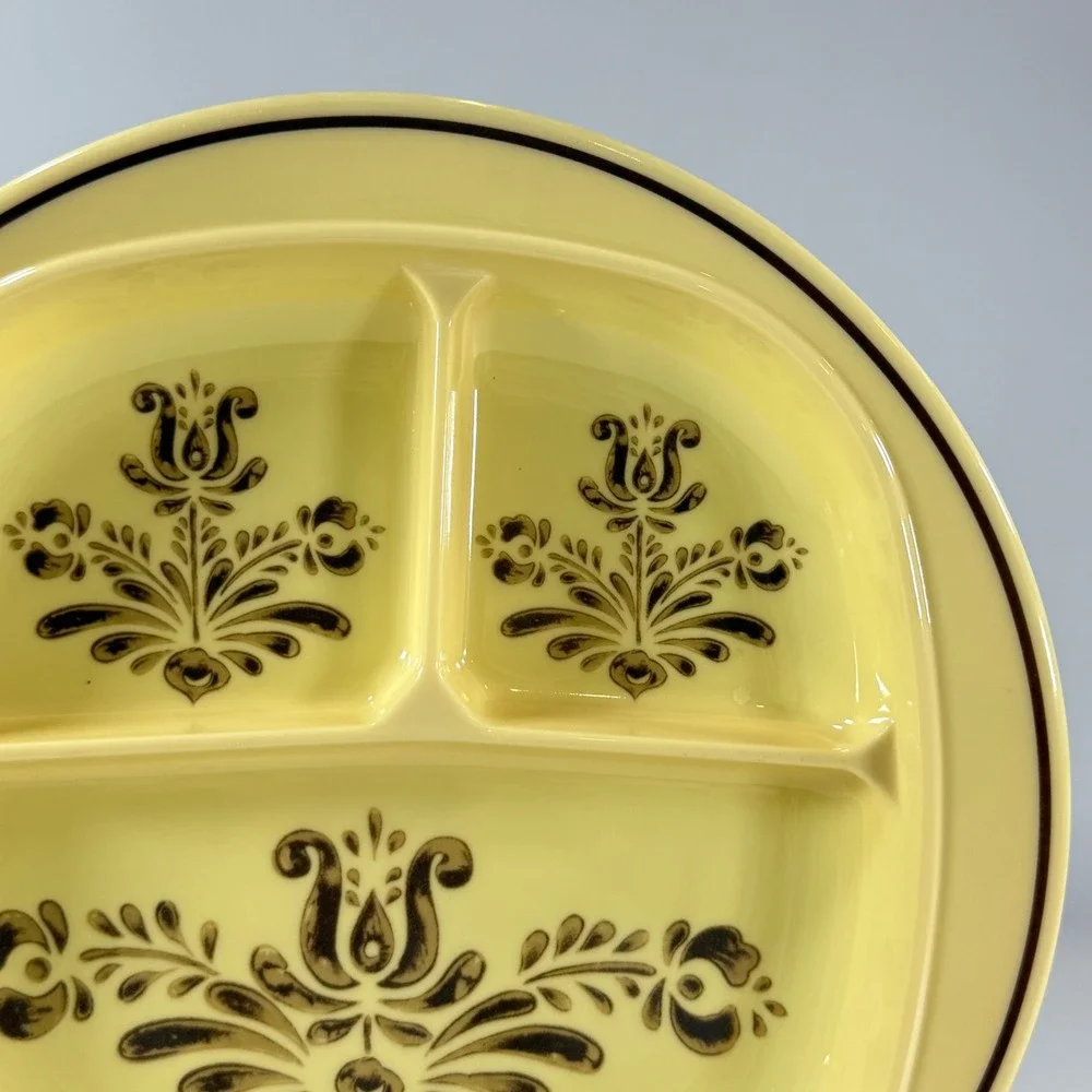 VTG Pfaltzgraff Village Melamine Divided Plate Yellow Brown Floral Retro Kitchen